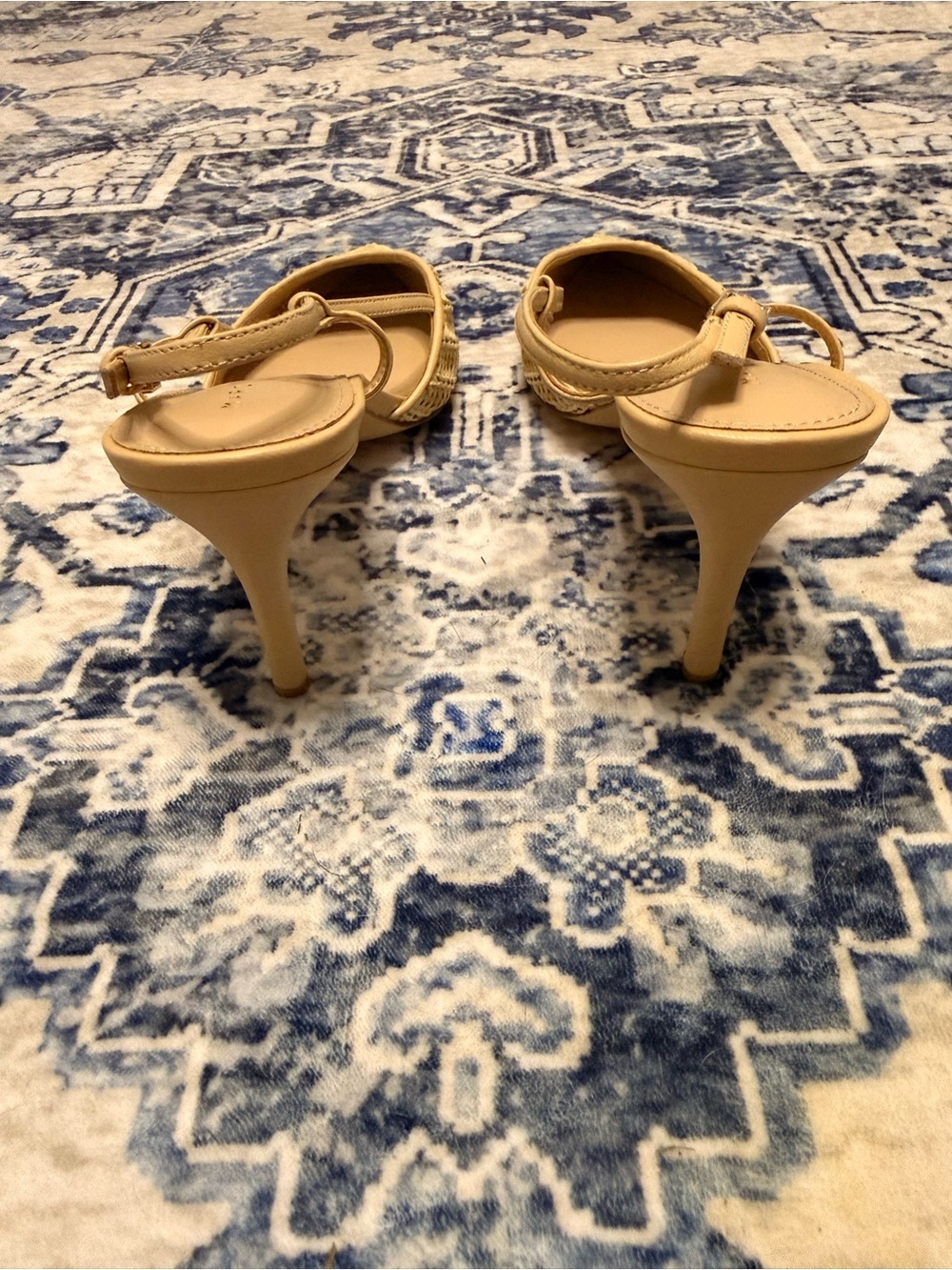 Marc Fisher Flory Slingback Pump - Picture 9 of 10